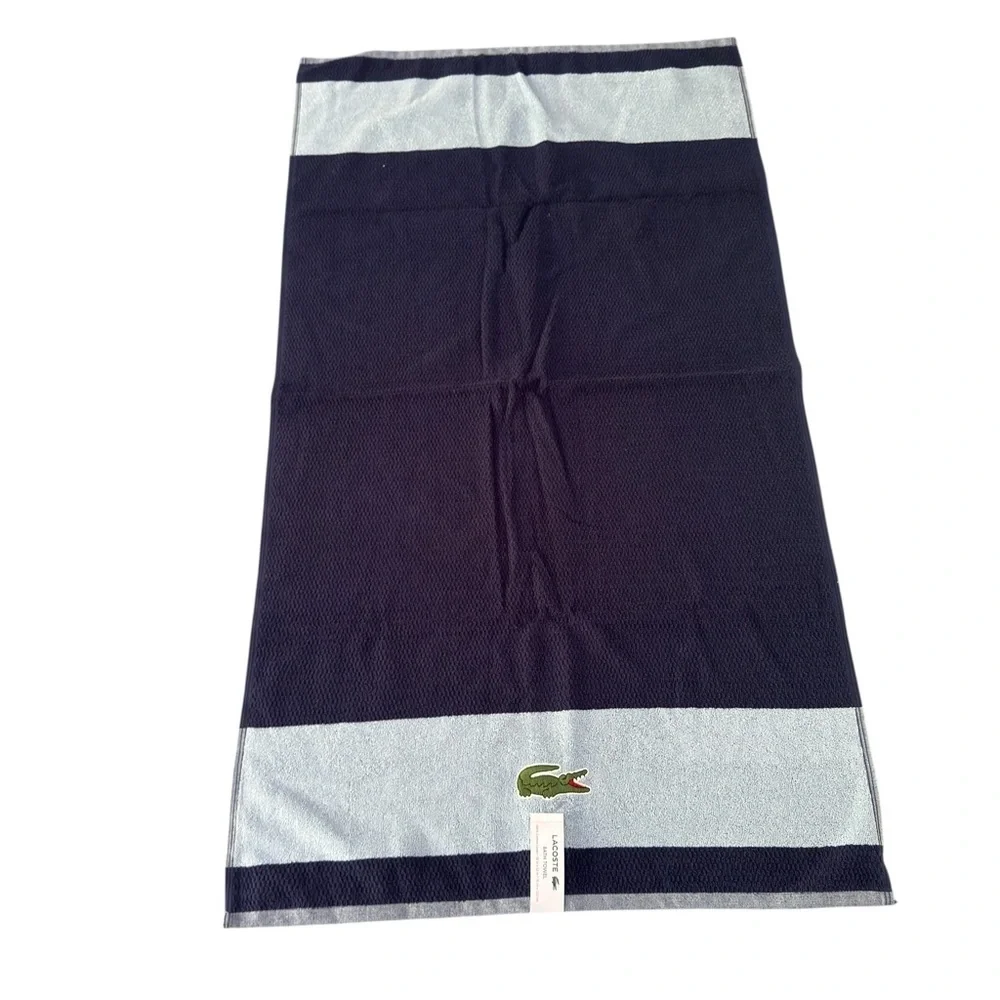 NWT 2 Lacoste Two-Tone Blue Bath Towel Set
